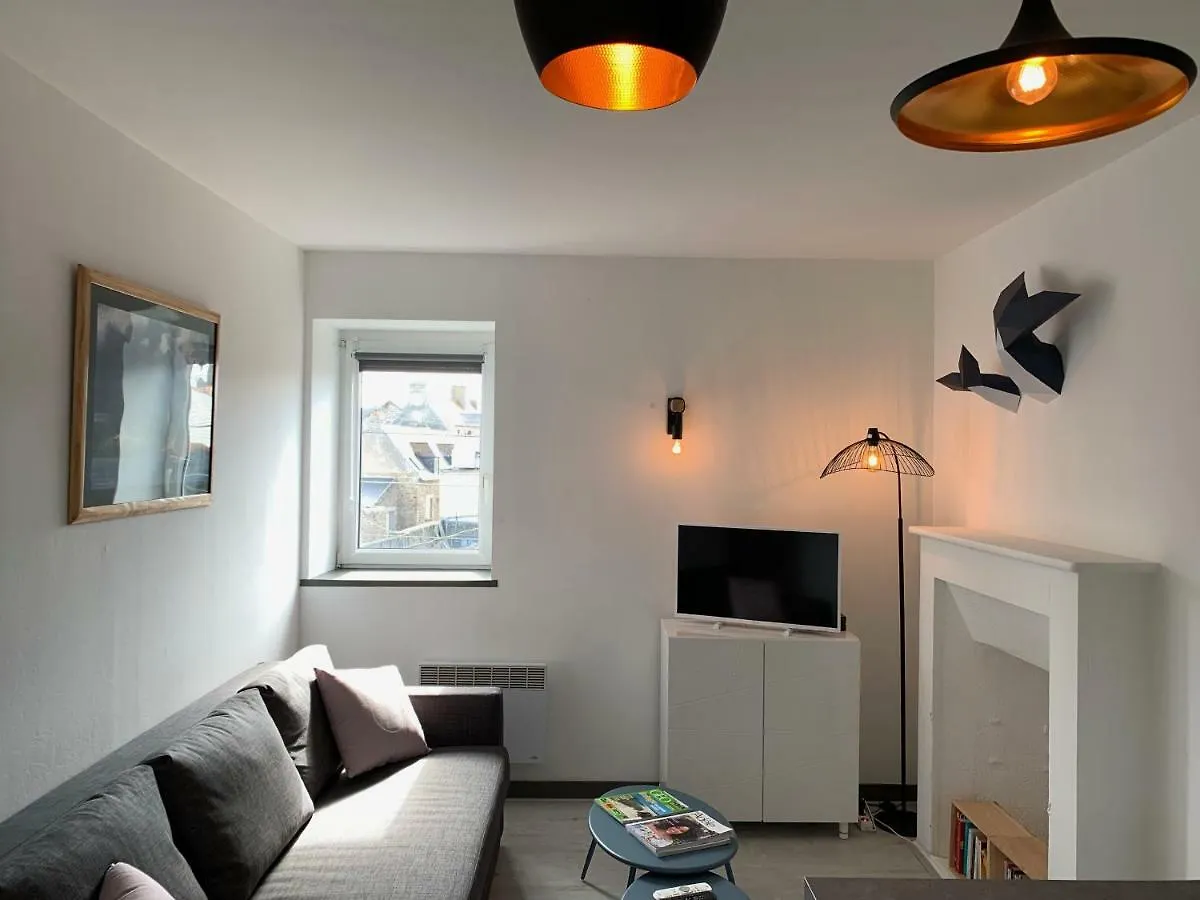 Joli 2 pièces Rénové au Calme à Saint-Malo/Quartier Saint Servan